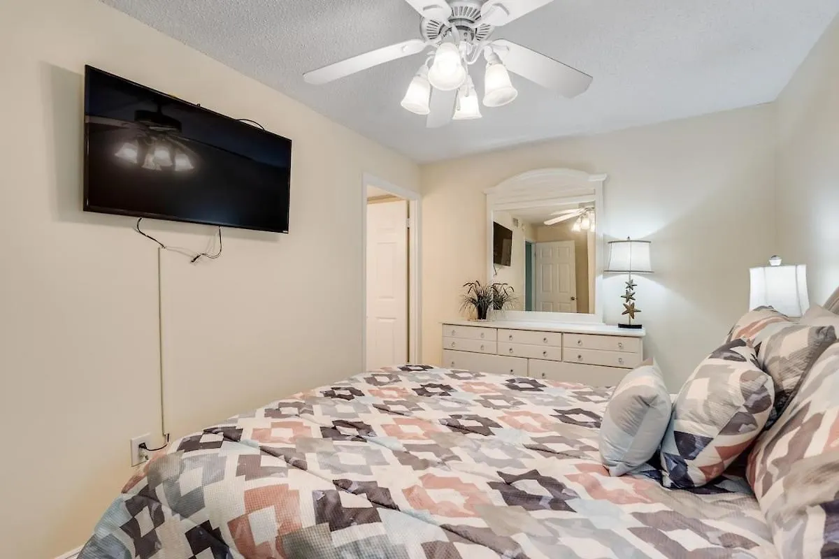 Moondrifter 305 - 2 Bedroom - Oceanfront Condo Sleeps 6 Panama City Beach Διαμέρισμα