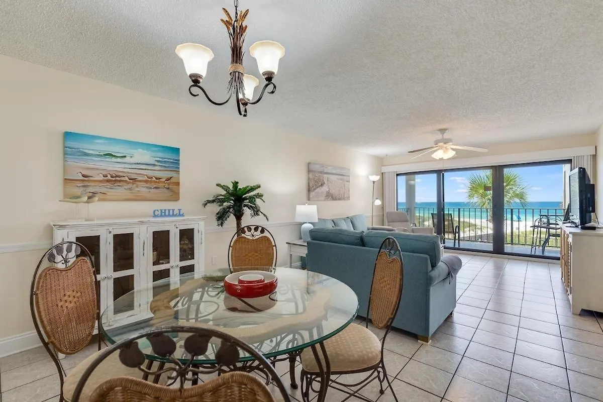 Moondrifter 305 - 2 Bedroom - Oceanfront Condo Sleeps 6 Panama City Beach